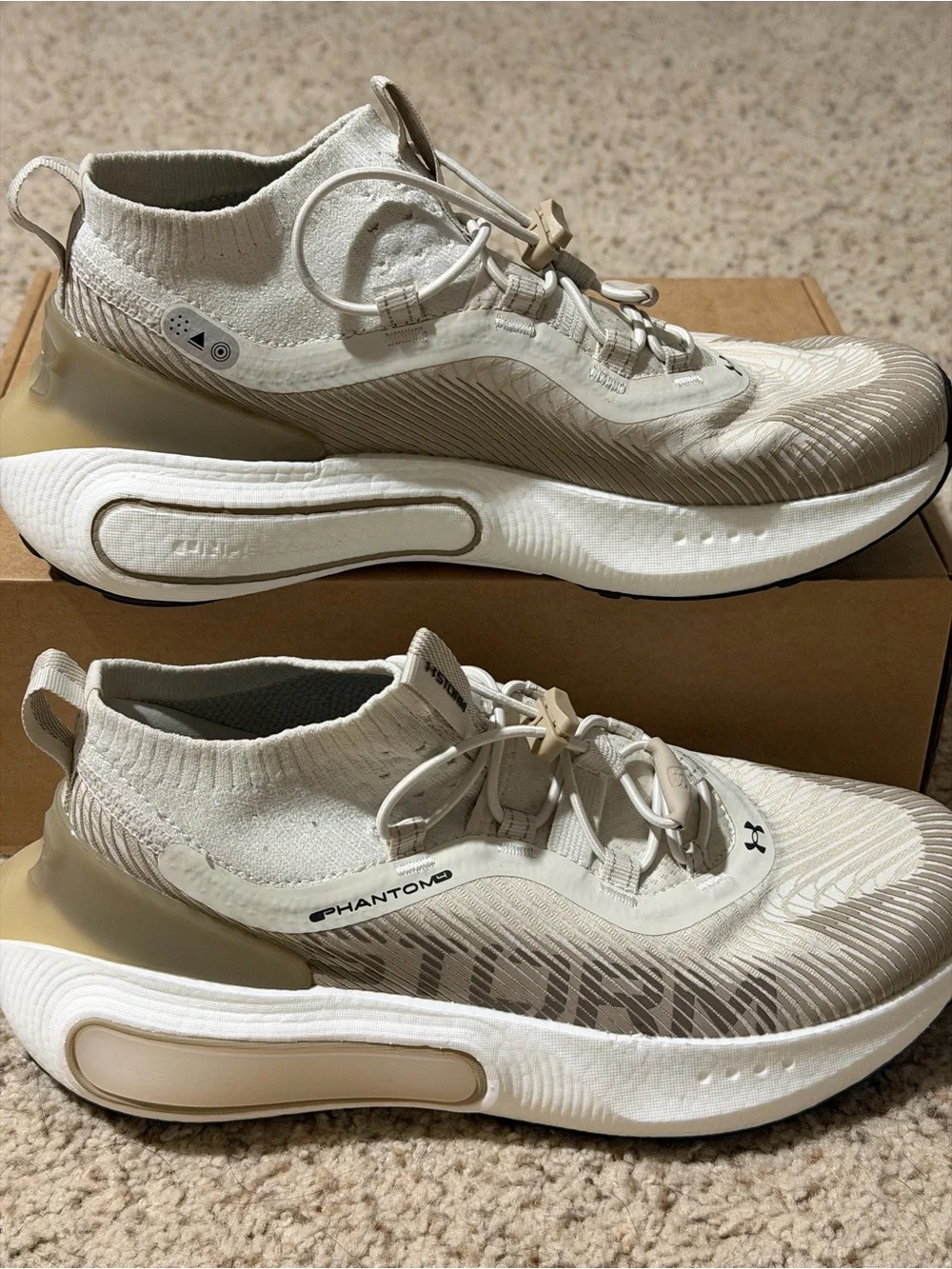 UNDER ARMOUR PHANTOM 4 HOVR STORM TRAINERS Summit White/White Quartz/ Anthracite
